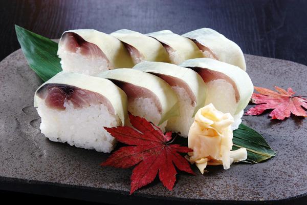 SEP 25: Looking at Sushi with Saika