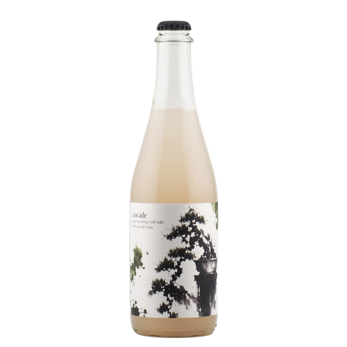 Nova Cascade Sparkling Nigori (500ml)