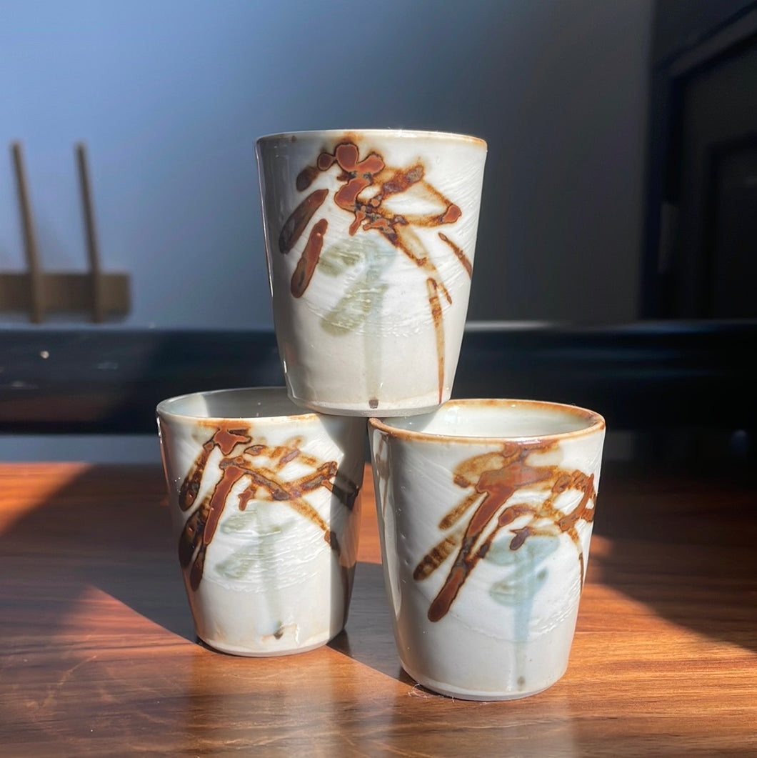 Set of 3 vintage ivory Mashiko-ware ochoko with flower detail