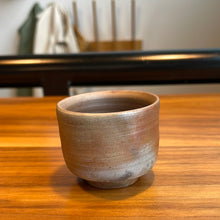 Load image into Gallery viewer, Soft-lipped, brushed, anagama wood-fired ochoko, Japan vintage
