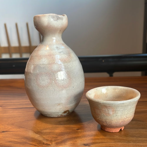 Vintage Hagi-yaki tokkuri