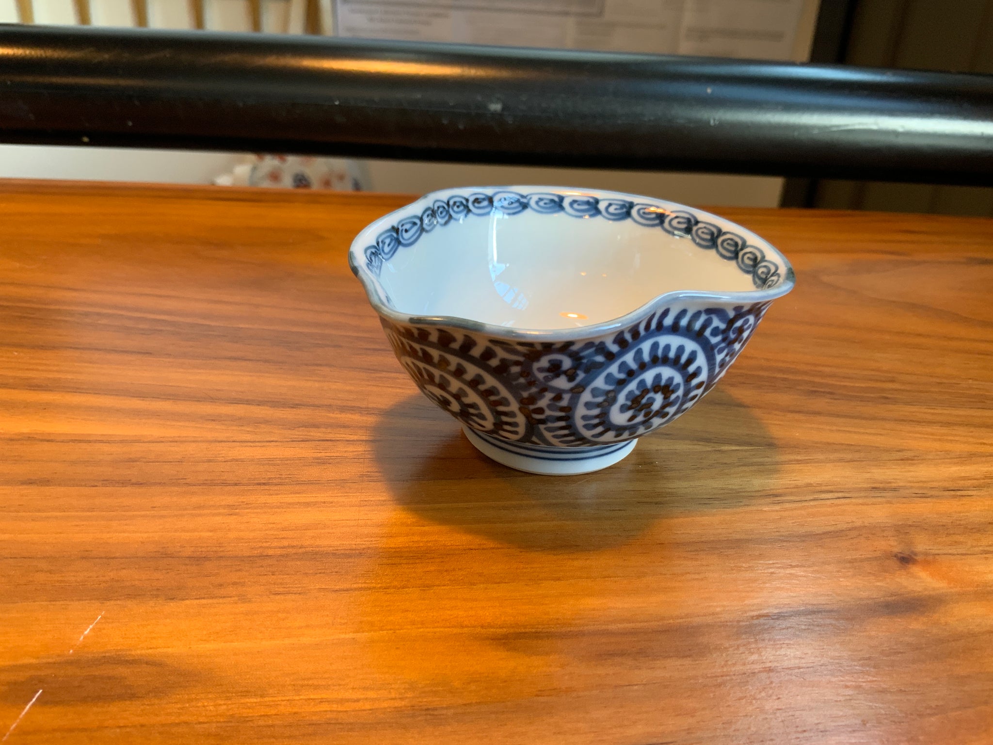 Gen'emon Kiln - 源右衛門窯 Imari-yaki set of 6 (1 katakuchi, 5 ochoko)