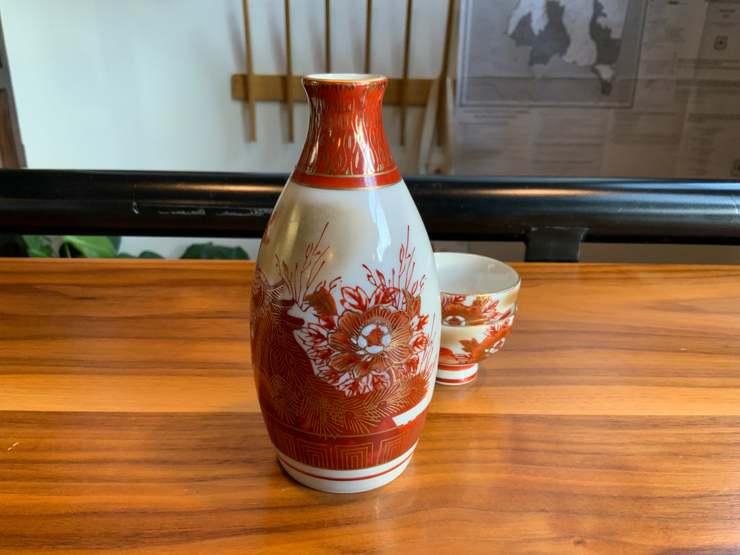 Vintage Kutani-yaki red & gold sake set for 2- peacock design