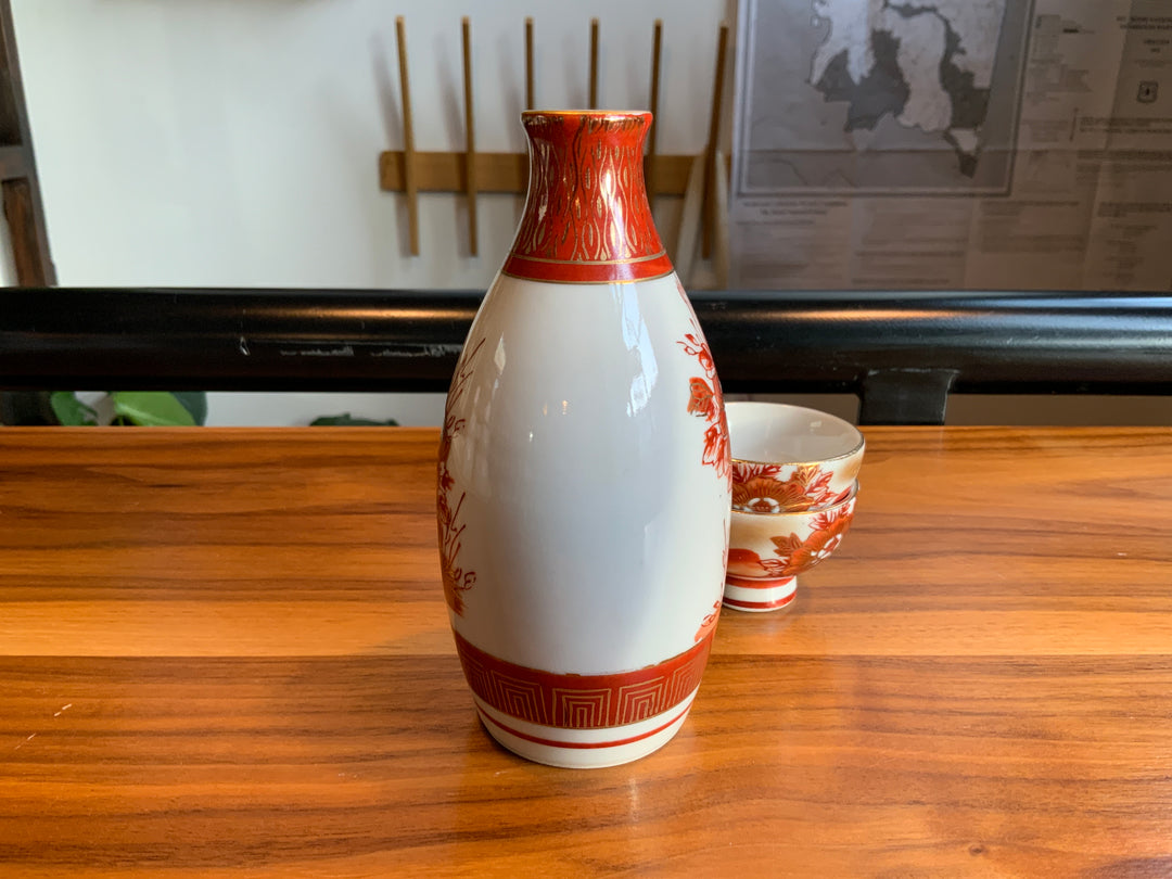 Vintage Kutani-yaki red & gold sake set for 2- peacock design