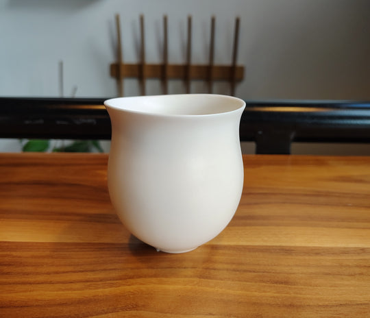 Ando Yukiko: Tulip Guinomi